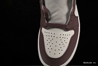 High OG Jordan “Mauve” 1 0711